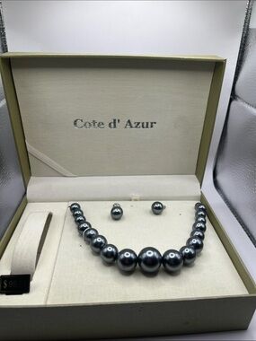Cote d' Azur Gray Pearl Necklace and Stud Earrings Set